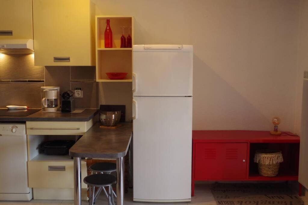 Studio Avec Climatisation Wifi Parking Piscine Agde Kültér fotó